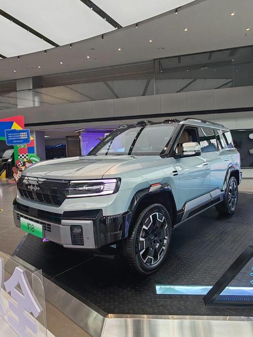 深圳12比亚迪方程豹硬派越野的爆款，英菲尼迪35周年与你共成长